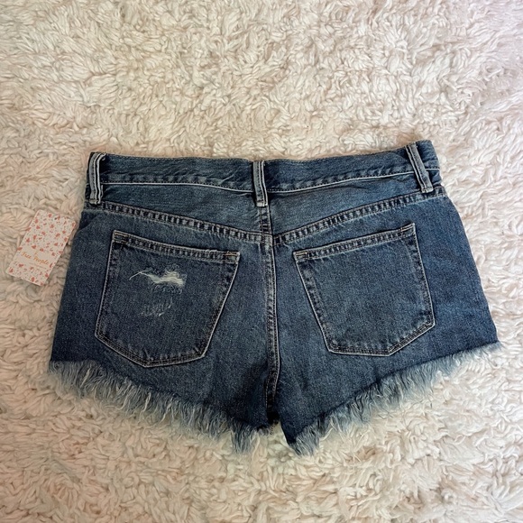 FREE PEOPLE DENIM SHORTS - Picture 2 of 4